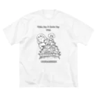 MUSUMEKAWAIIの00406「白の日」「城の日」英語版 Big T-Shirt