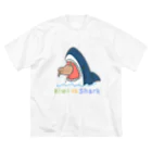 サメ わりとおもいのキーウィVSサメ色付き ビッグシルエットTシャツ
