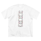 シシシFRIENDSのシシシうさぎ　顔３つ ビッグシルエットTシャツ