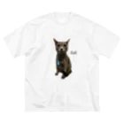 猫カフェ ぶぅたんグッズショップの吸い込まれそうな瞳のロルくん ビッグシルエットTシャツ