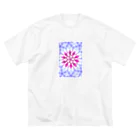 Flower kaleidoscopeの桜の万華鏡 Big T-Shirt