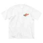 Flying boneのsalmon Big T-Shirt