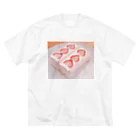 癒しショップのショートケーキ ビッグシルエットTシャツ