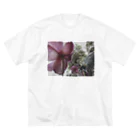 ノスタルジーテリアのflower p Big T-Shirt