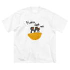 Coi_Galleryのツバメ「養って」 Big T-Shirt