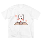 K.momokoのうさぎのウミウシ(ケーキver.) ビッグシルエットTシャツ