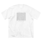 rilybiiのふわふわうさぎとお花畑 ビッグシルエットTシャツ