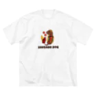 Andiamoのソーセージドッグ ビッグシルエットTシャツ