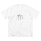 えまのflower marguerite Big T-Shirt