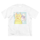 トラとハチワレの腕組みするねこ ビッグシルエットTシャツ