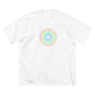 sol-laのドットの花a ビッグシルエットTシャツ