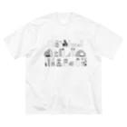 まつのき商店のキャンプの道具A Big T-Shirt