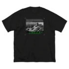 YuukingStoreのDIGNITY Big T-Shirt