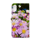 DOLUXCHIC RAYLOのPink flowers  Book-Style Smartphone Case :back