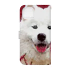 【CPPAS】Custom Pet Portrait Art Studioの 赤い畑の中のサモエドドッグ Book-Style Smartphone Case :back