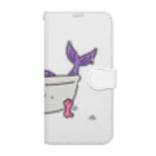 サトウノリコ*の浴室でタブレットを使う人魚【ピンク】 Book-Style Smartphone Case