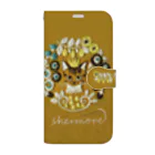 シーモア（she+more）の（iphone/13~）◆きみは王様◆ Book-Style Smartphone Case