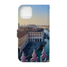 GrapeのRicordi a Venezia Book-Style Smartphone Case :back