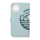 maturedのシンプルなお魚 Book-Style Smartphone Case :back