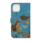 人魚堂の宝石を眺める人魚の手帳型スマホケース(水色) Notebook phone case of a mermaid gazing at jewels  (light blue)  手帳型スマホケースの裏面