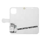 式日レコード - Shukijitsu Recordsの式日レコード／寄り添うフクロウ＋ロゴ 手帳型スマホケースを開いた場合(外側)