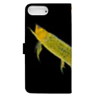 Coshi-Mild-Wildのゴールデンアジアアロワナ_A Book-Style Smartphone Case :back