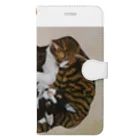 樽猫堂  安部円子の猫 「なかよし４匹」 Book-Style Smartphone Case