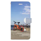 湘南の風景　 Seaside landscape at Shonan area in japanのBike by the sea Book-Style Smartphone Case