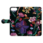 witnessのblack flowers Book-Style Smartphone Case:Opened (outside)