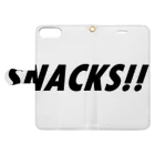 SNACKSのSNACKS!!　001（縦） 手帳型スマホケースを開いた場合(外側)