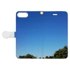 Ｑｏｏ３の公園の青空 Book-Style Smartphone Case:Opened (outside)