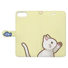 かわいいもののおみせ　いそぎんちゃくのお魚にゃーバージョン２　白猫　イエロー Book-Style Smartphone Case:Opened (outside)