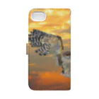 Coshi-Mild-Wildのシマフクロウと夕焼け Book-Style Smartphone Case :back