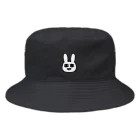 rabbit.bのpoker face rabbit Bucket Hat