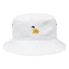 Paintingの振り向き際の女の子 Bucket Hat