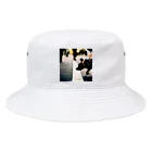 Cloretsの散歩中の犬のグッズ Bucket Hat