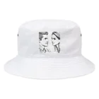 moribouの相手の話に耳を傾ける女性のアートグッズ Bucket Hat