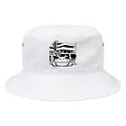 archifrogの落水荘風の建築物に佇むカエル Bucket Hat