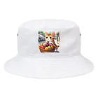 Nekoppoiのフルーツを運んでいる猫 Bucket Hat
