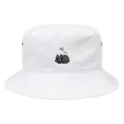 ねんどらんどSUZURI店のな〜猫 こうばこおすわり Bucket Hat