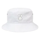 食べものも好きのぼんやりうさぎ Bucket Hat