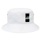 AWA・AWAの赤目のアイツはお前を見ている Bucket Hat