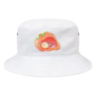 あさみのオリジナルグッズやさんの水彩画いちごウーパールーパー  Bucket Hat