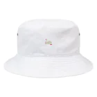 ヤドリギの下でのスワン Bucket Hat