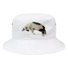 nekokaerumamaのやる気のない猫 Bucket Hat