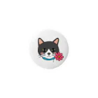 photo-kiokuのコスモスを付けている猫【しじみ】 Tin Badge