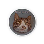 erumaのNever give up Run Tin Badge