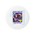 KIZUKI のJUST DO IT Tin Badge