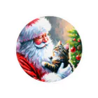 Chee & MarkusのSanta and a Cat Tin Badge