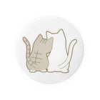 かわいいもののおみせ　いそぎんちゃくの仲良し猫の背中　サバ白&白 Tin Badge